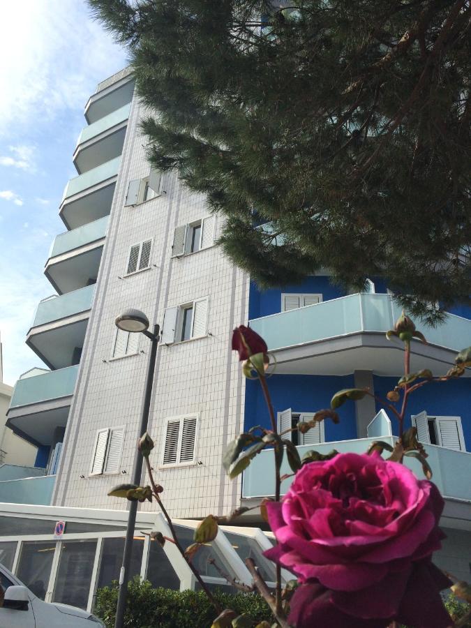 Hotel Milano San Salvo Exterior photo